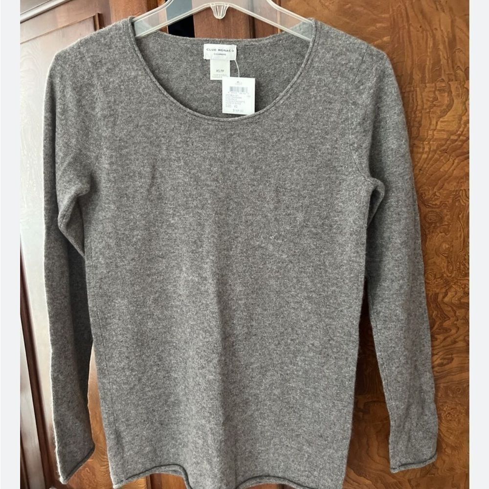 Club, Monaco cashmere sweater size medium